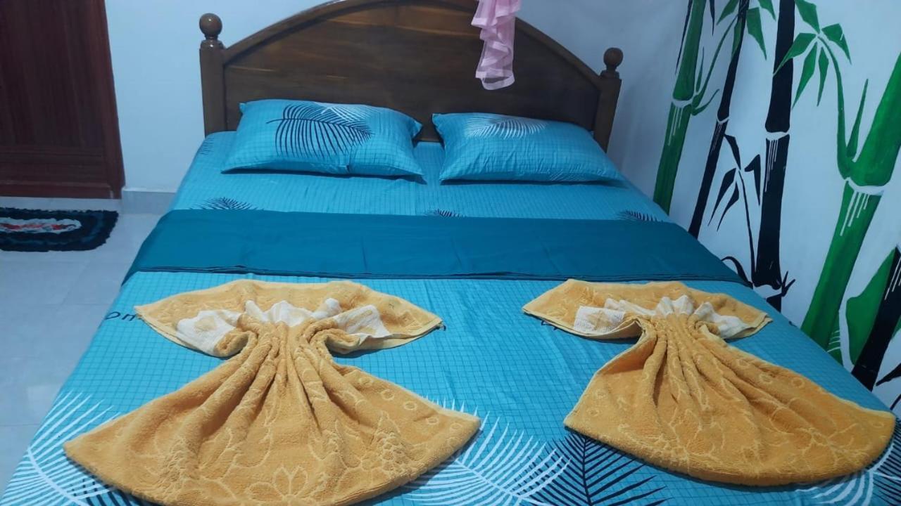 Kanthi Guest Inn Trincomalee Exterior foto